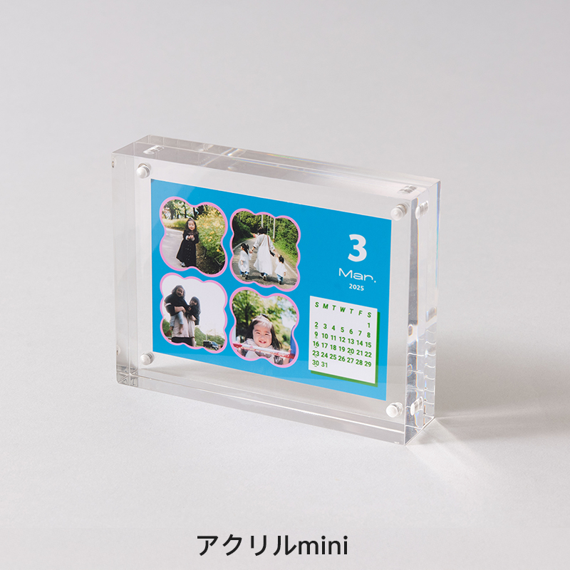 アクリルスタンドで飾れるアクリルmini