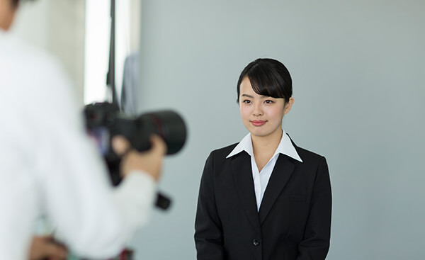 写らない部分も含めて美しい姿勢で撮影にいどみましょう