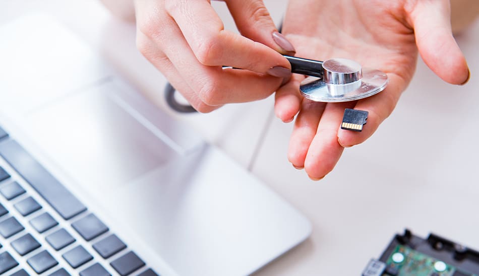 データが消えてしまった!どうしても復旧したいときはどうすればよい?